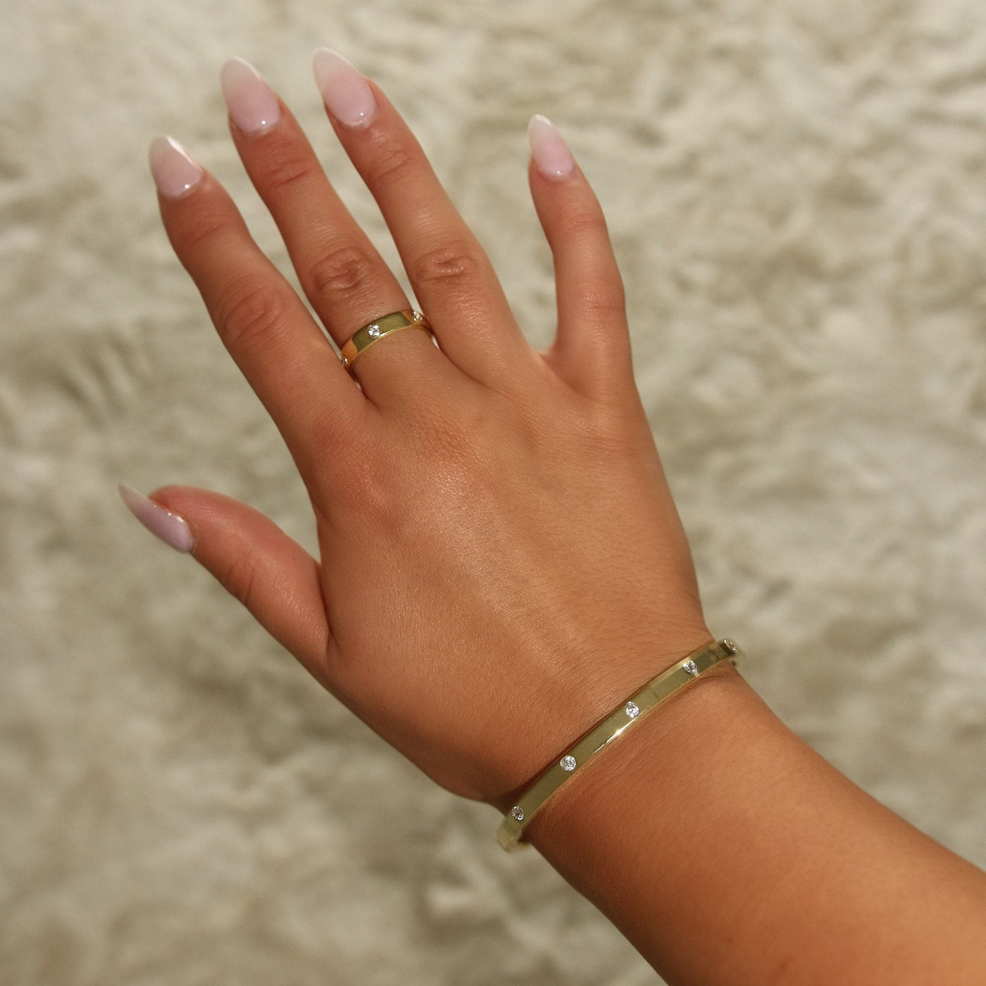 CELINE BANGLE - GOLD